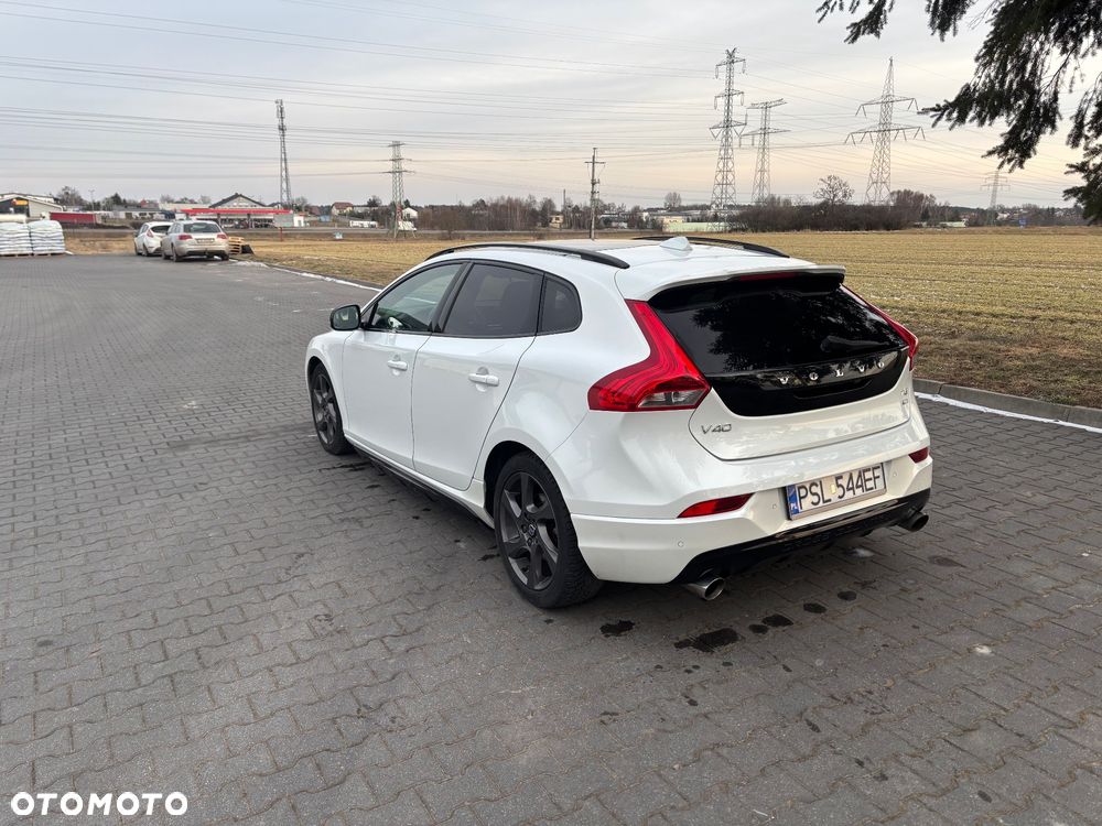 Volvo V40 Cross Country - 7