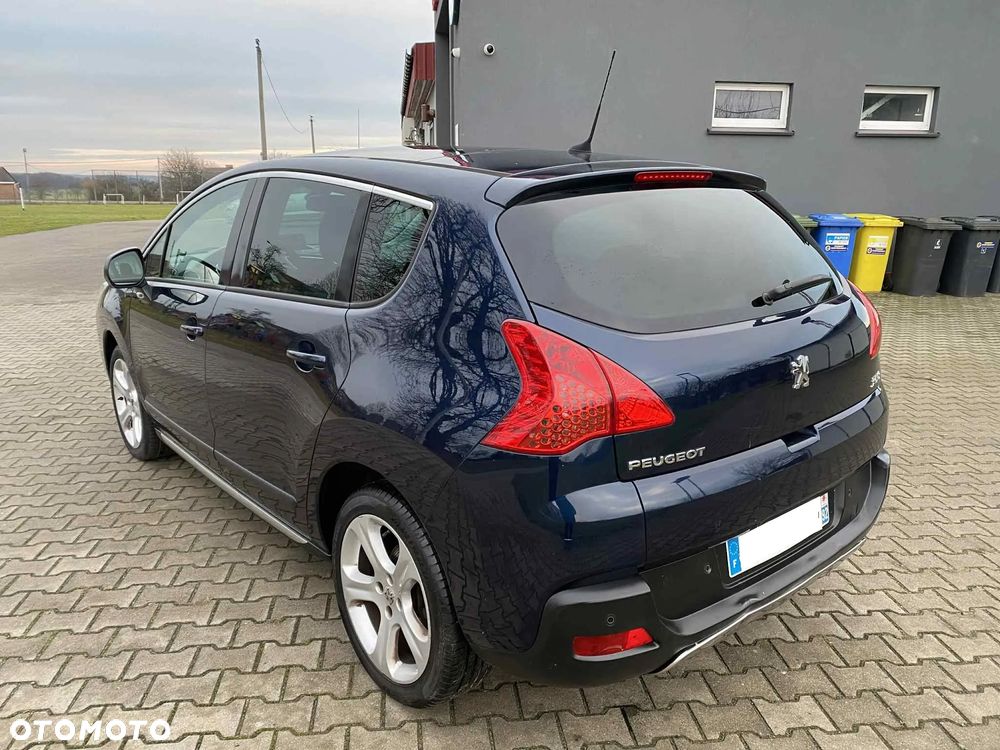 Peugeot 3008 HDi 150 Allure - 4