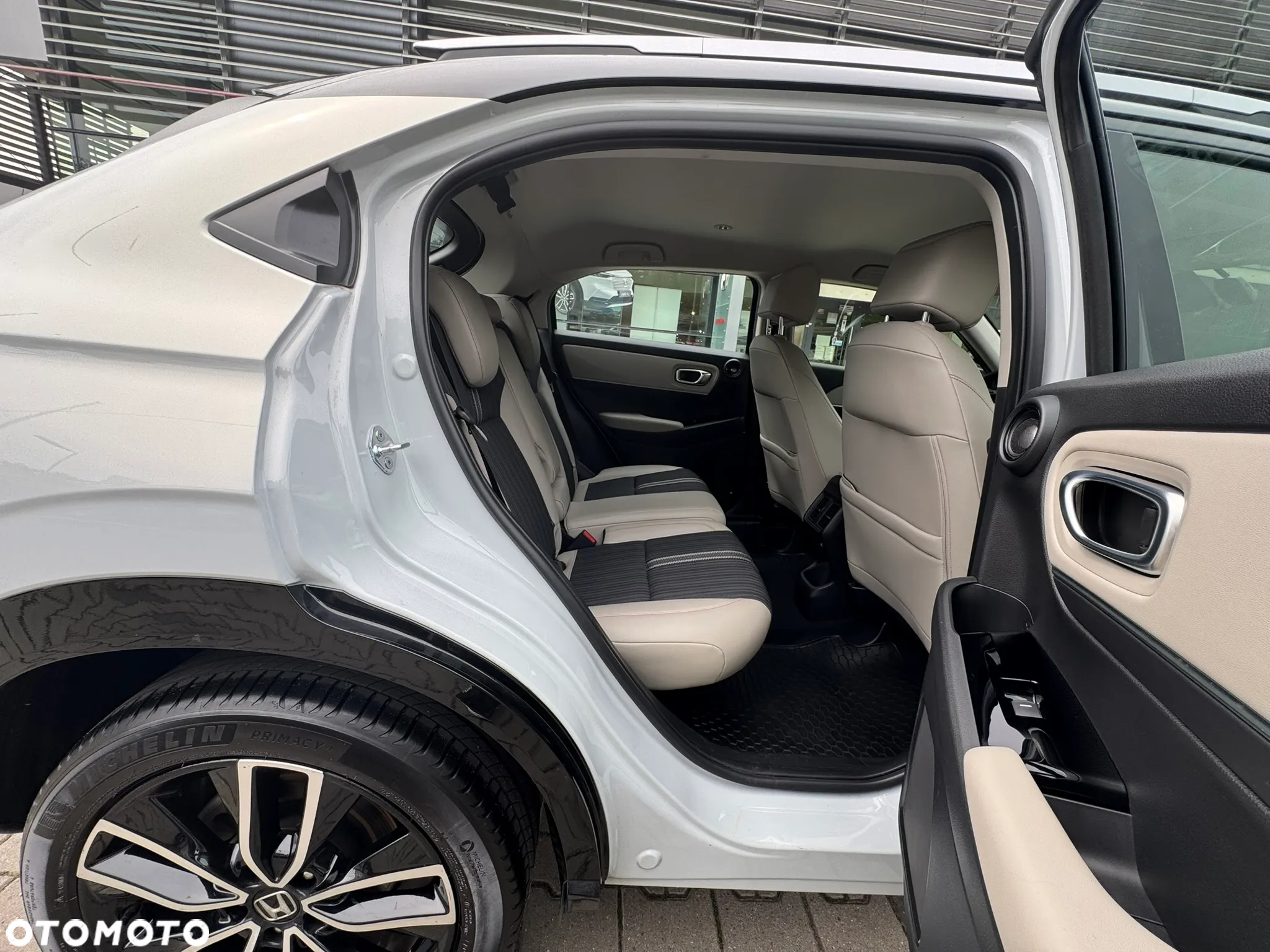 Honda HR-V 1.5 i-MMD Advance Style CVT - 18