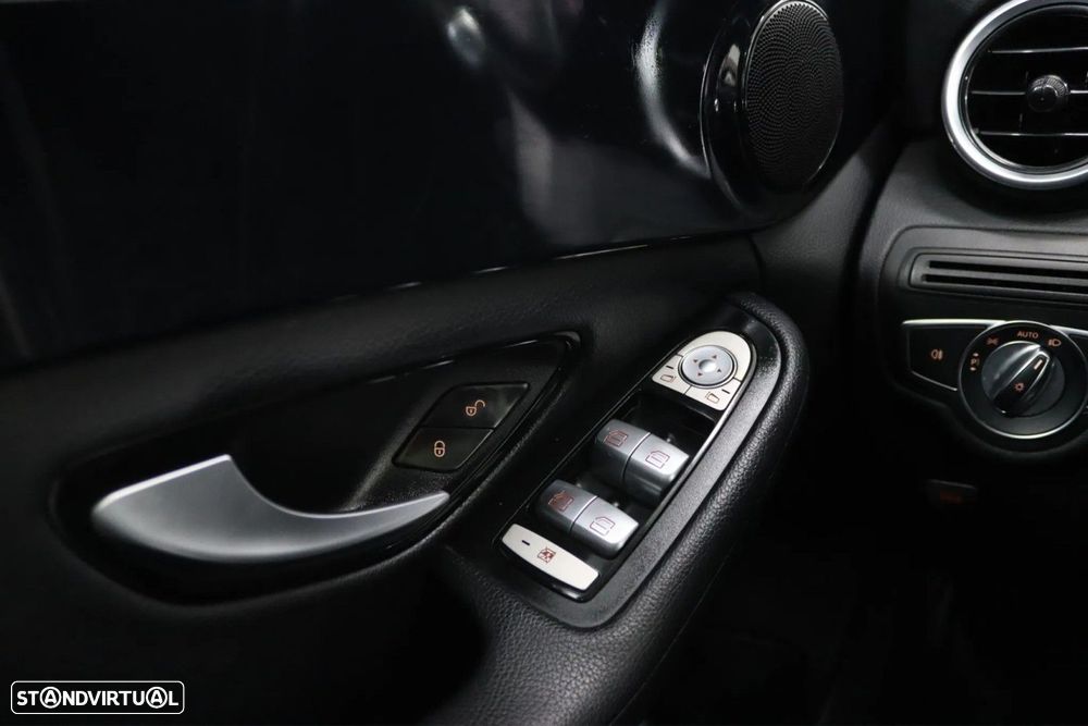 Mercedes-Benz C 180 - 10