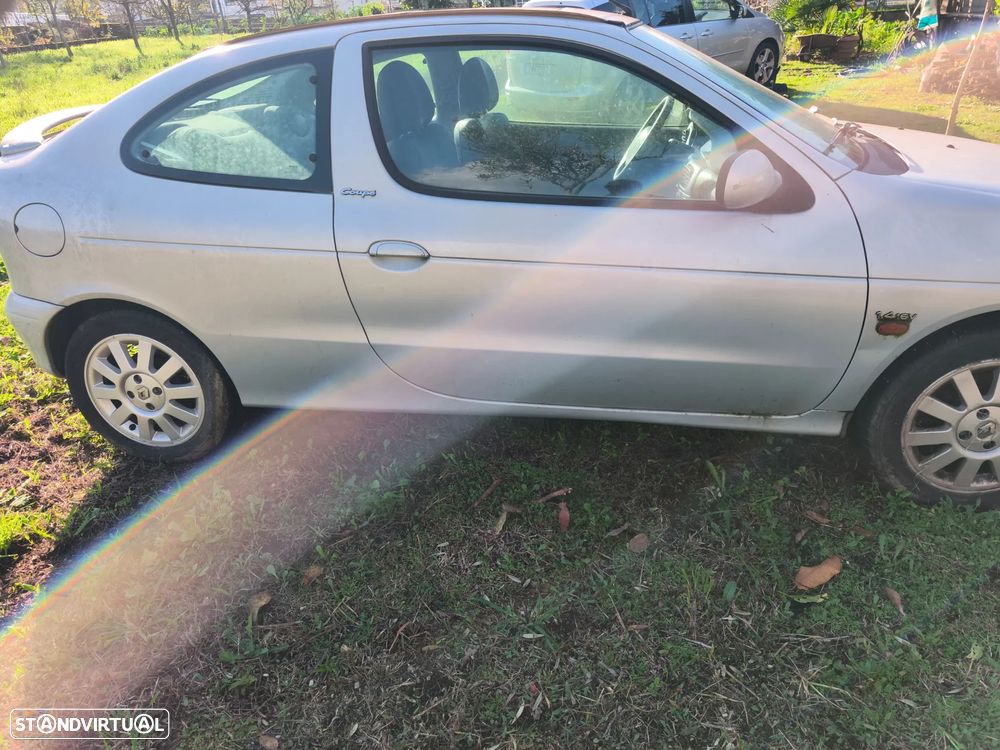 Renault Mégane 1.4 Confort Authentique - 3