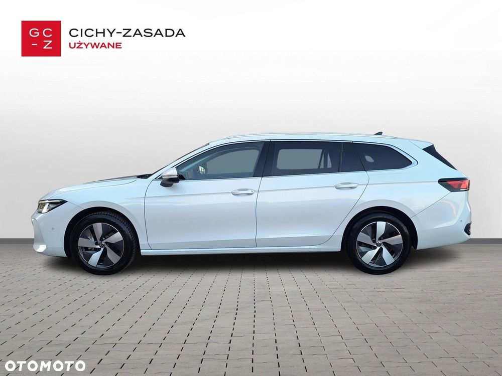 Volkswagen Passat - 2
