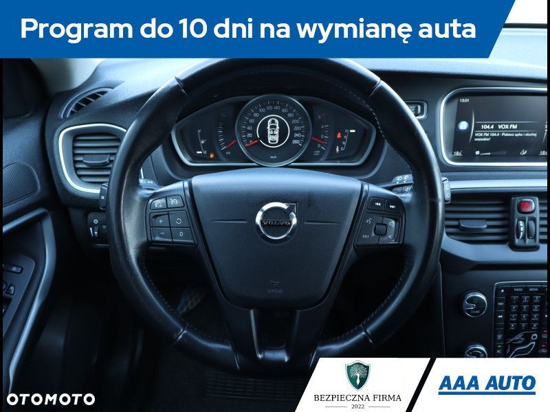 Volvo V40 - 20