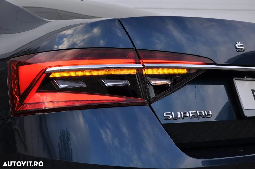 Skoda Superb 2.0 TSI DSG Style - 8