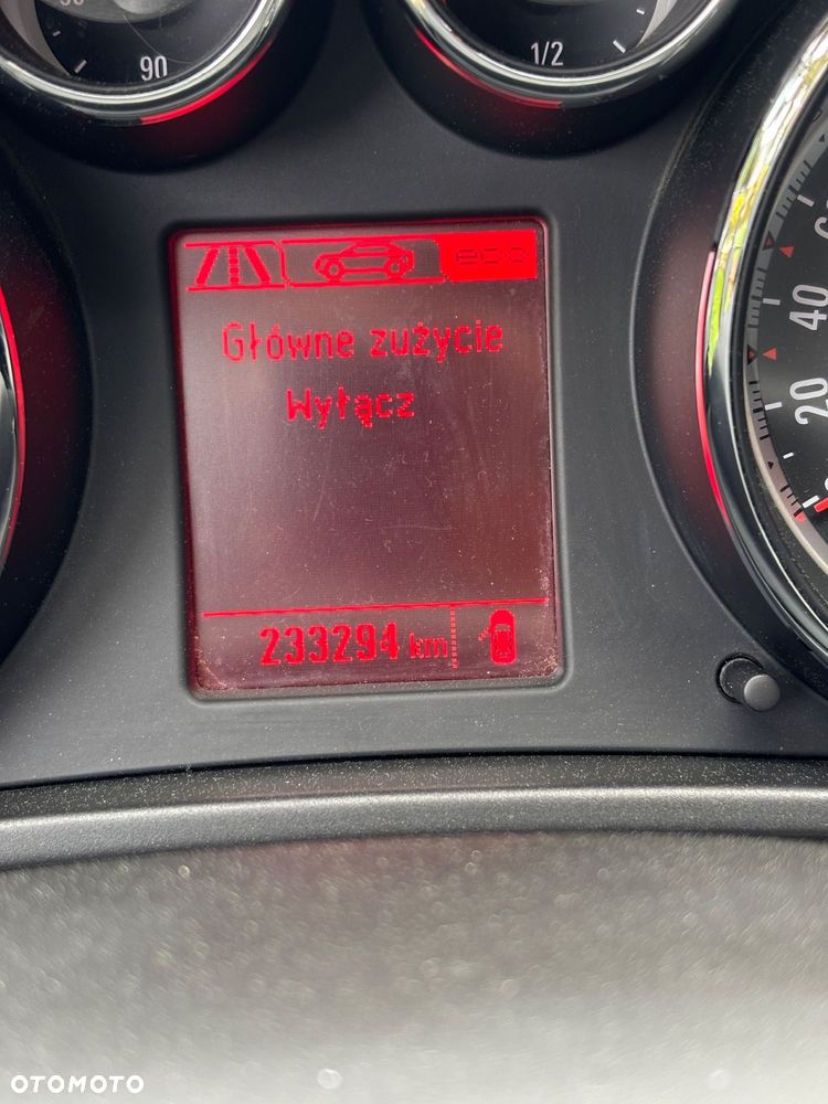 Opel Insignia 2.0 CDTI - 9