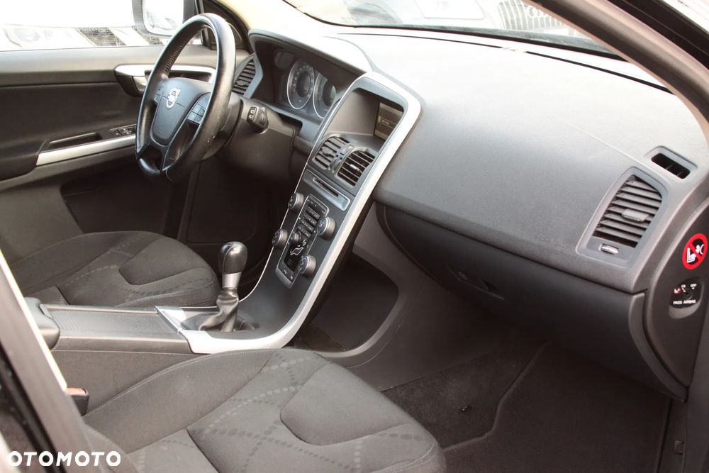 Volvo XC 60 D4 Kinetic - 18