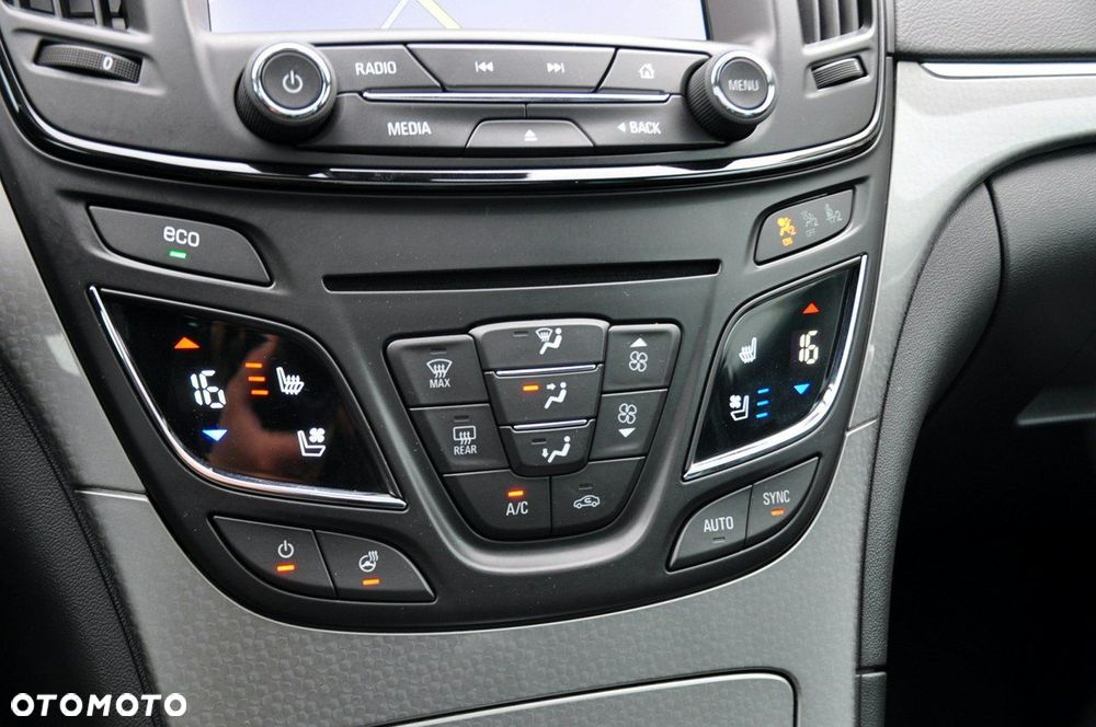 Opel Insignia - 34