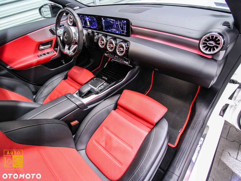 Mercedes-Benz CLA - 9