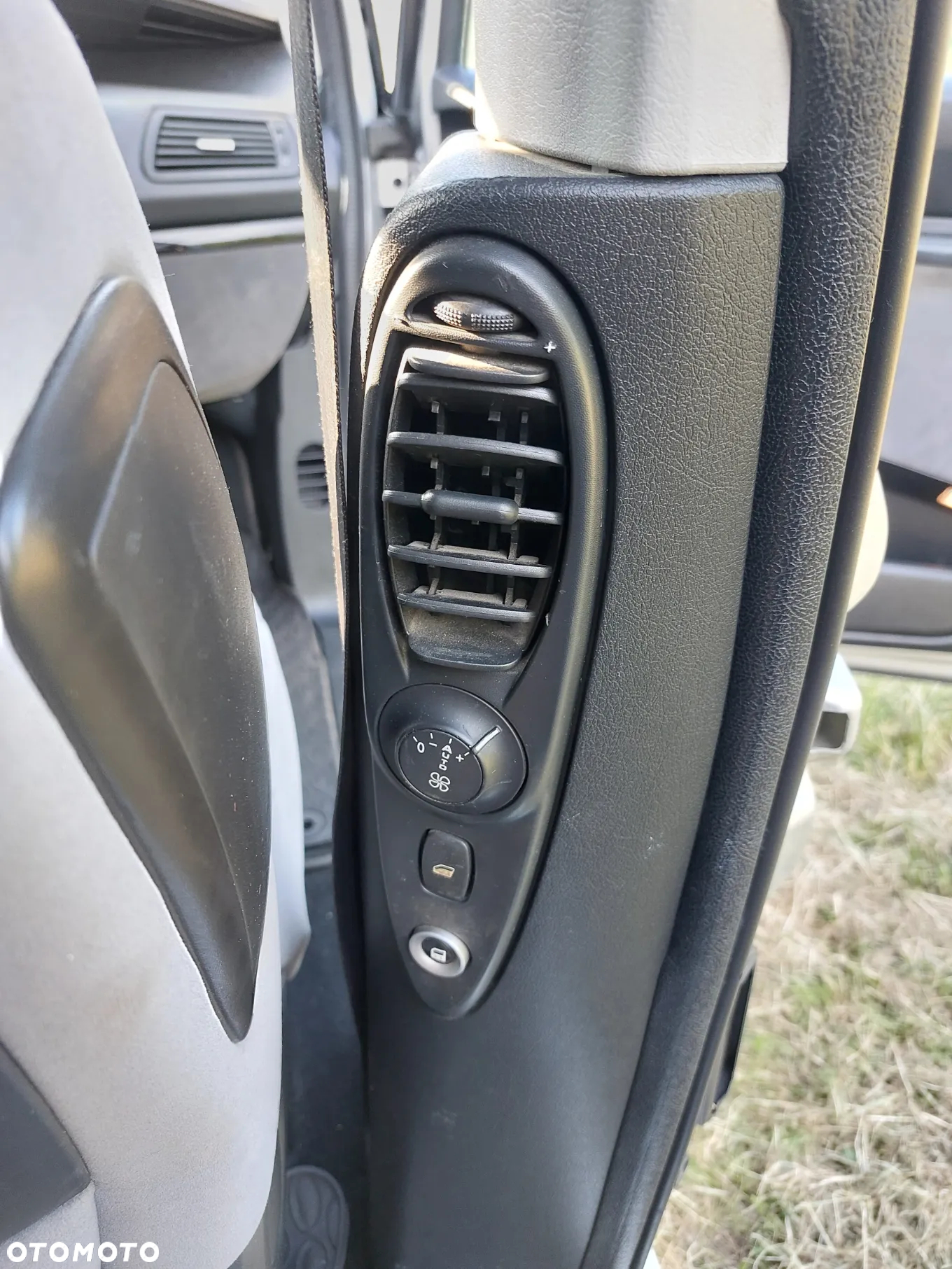 Citroën C8 2.0 HDi Exclusive - 13