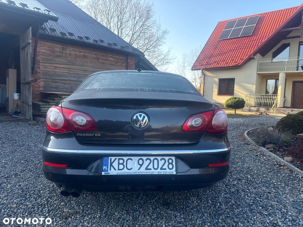 Volkswagen Passat 1.8 TSI Exclusive - 10