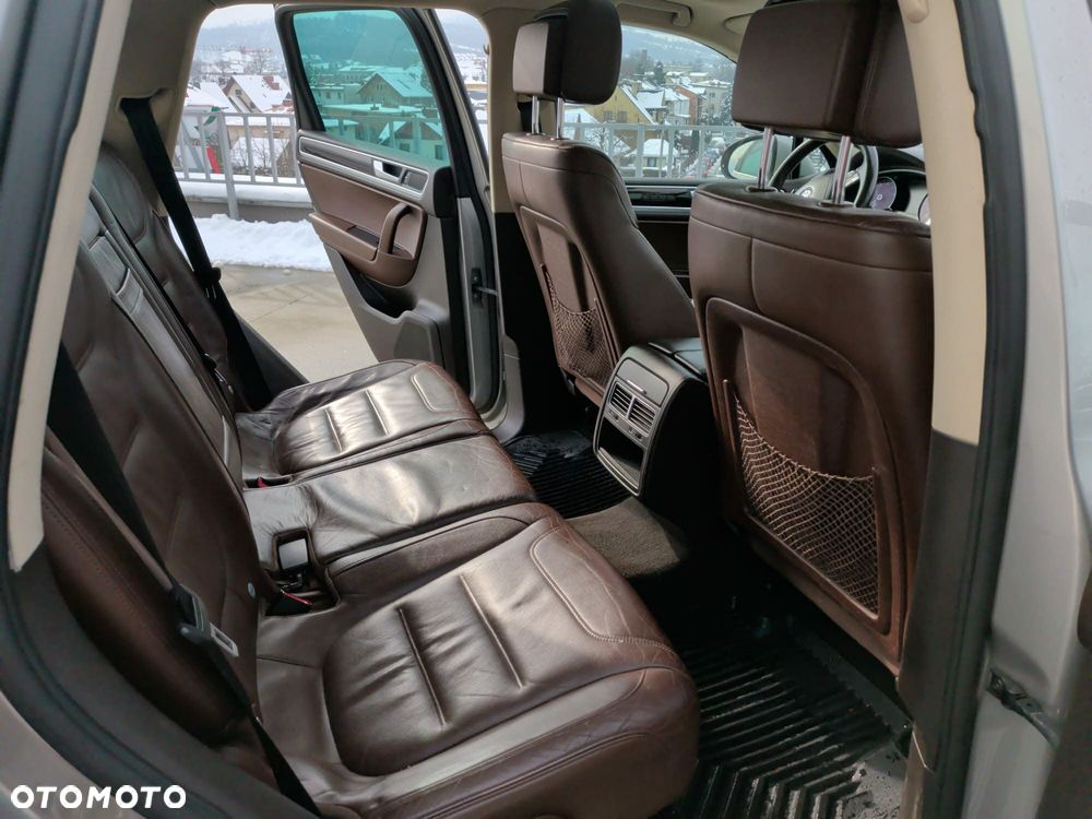 Volkswagen Touareg - 15
