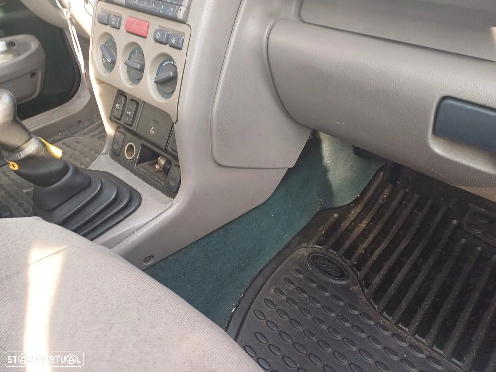 Land Rover Freelander 2.0 Td4 - 6