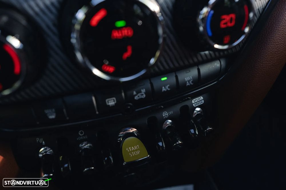 MINI Countryman Cooper SE ALL4 Auto - 39