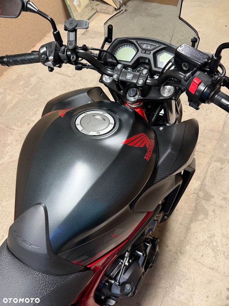 Honda CB - 4