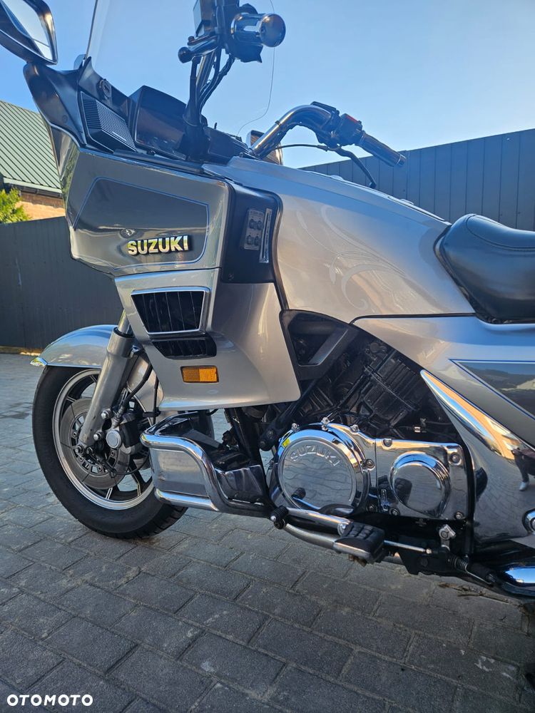 Suzuki GV - 13
