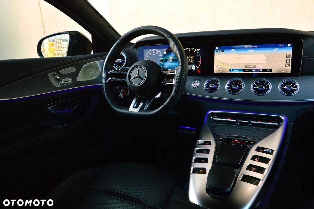 Mercedes-Benz AMG GT - 24