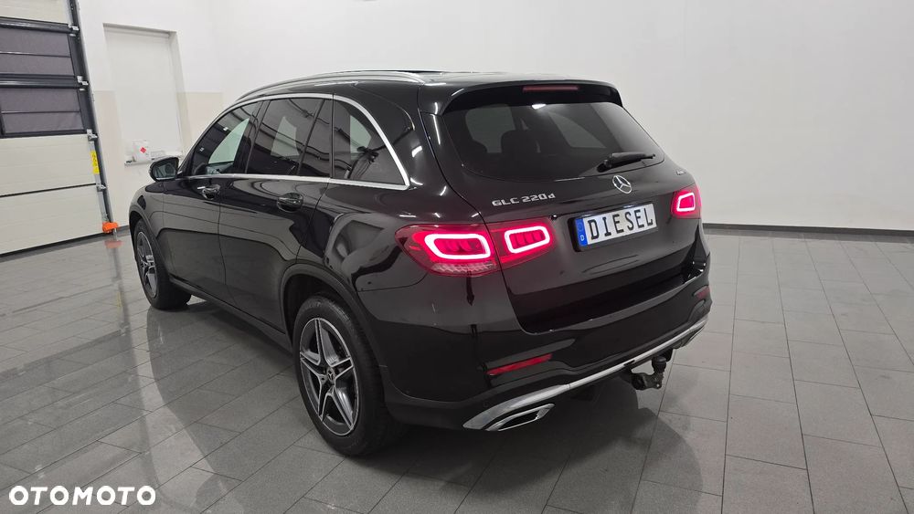 Mercedes-Benz GLC 220 d 4Matic 9G-TRONIC AMG Line Plus - 4