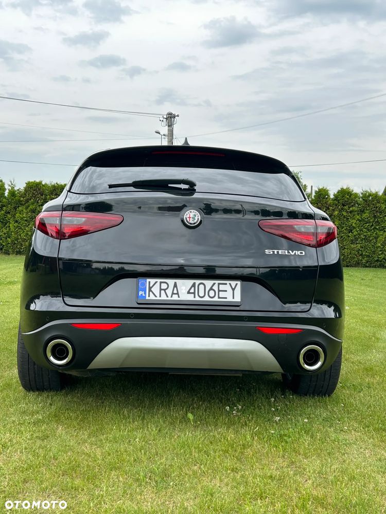 Alfa Romeo Stelvio 2.2 JTDM - 6