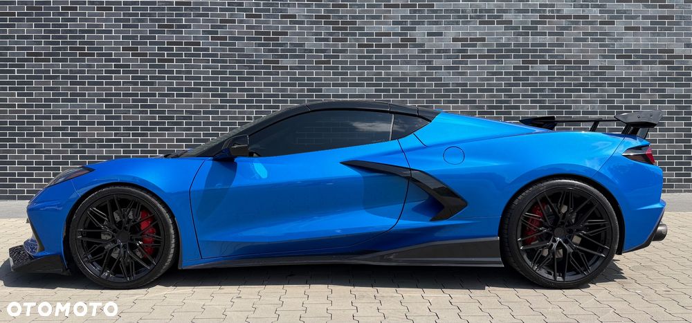 Chevrolet Corvette - 5