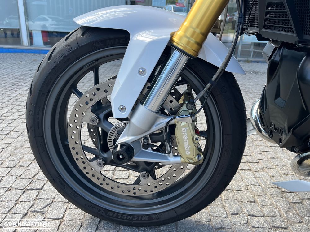 BMW R 1200 R - 11