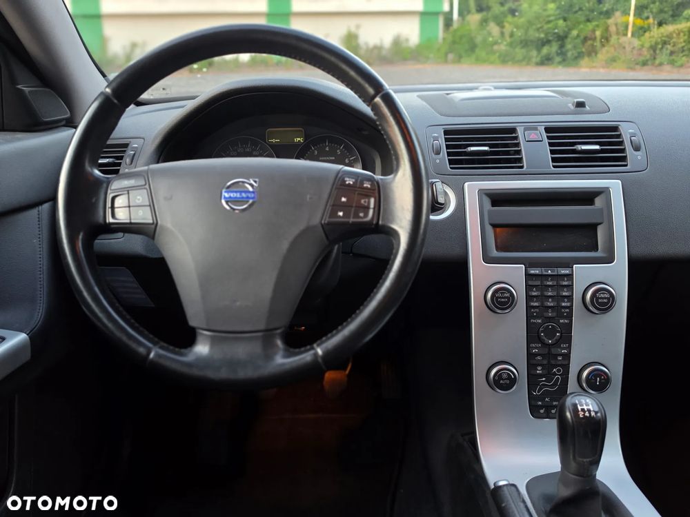 Volvo V50 - 10
