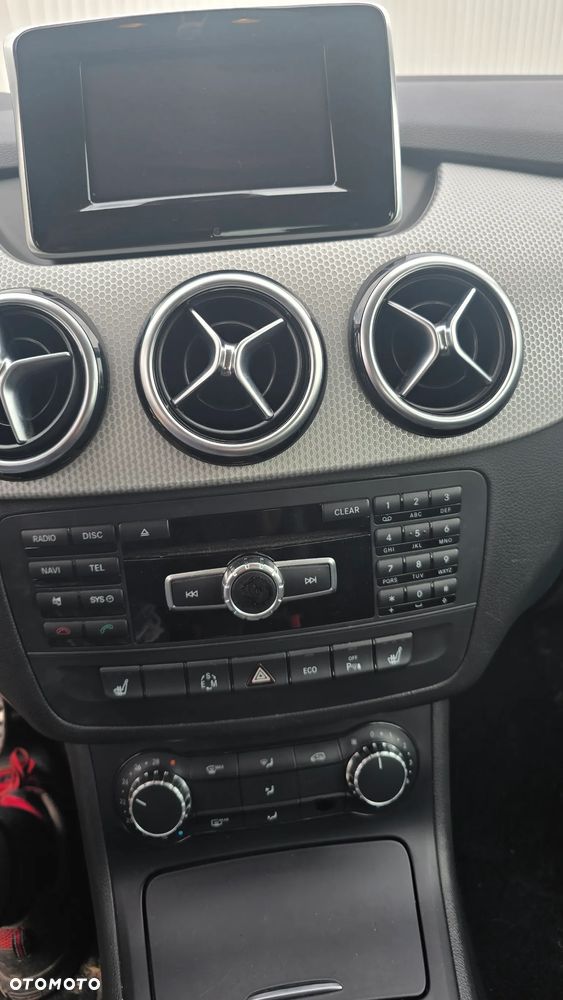 Mercedes-Benz Klasa B 180 (BlueEFFICIENCY) 7G-DCT - 14