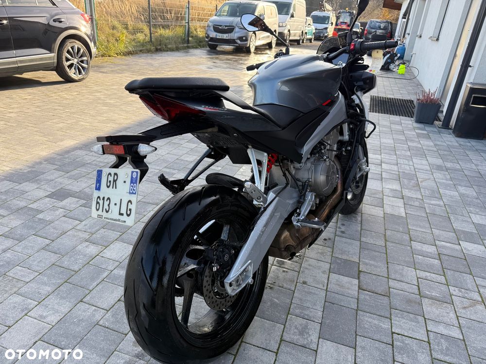 Aprilia Tuono - 6