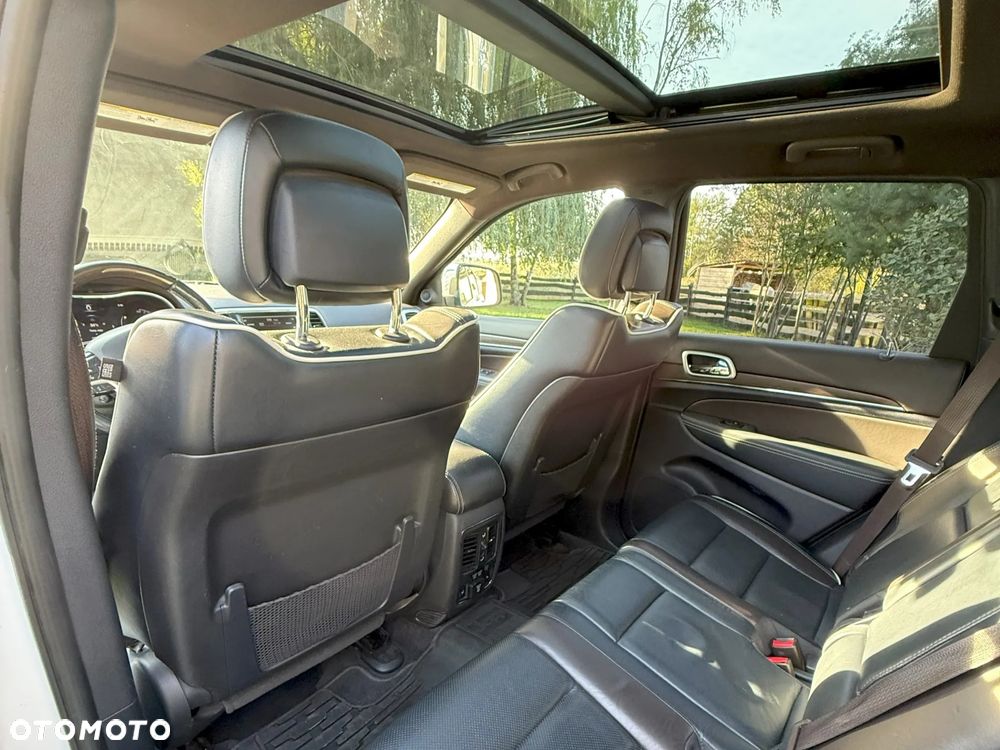 Jeep Grand Cherokee 5.7 V8 Overland - 12