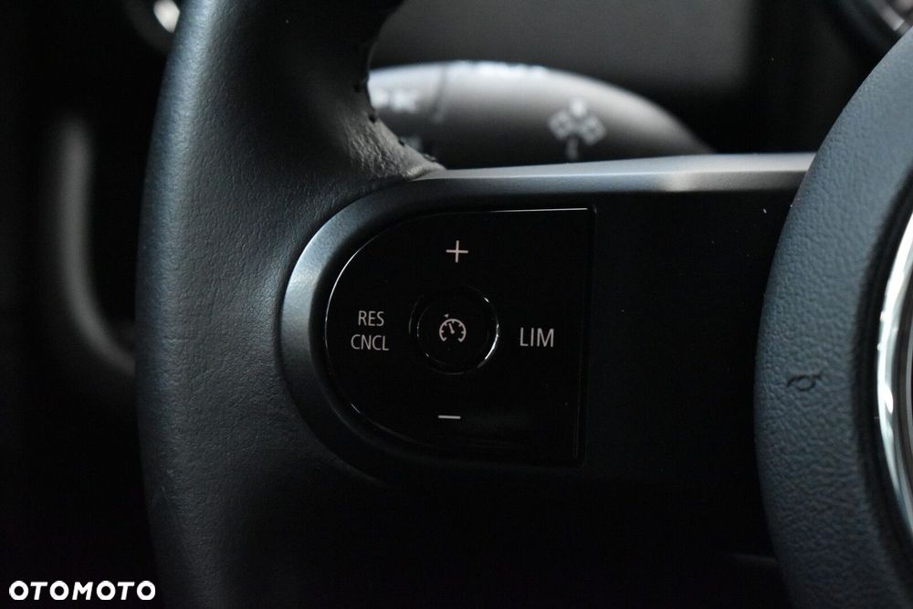 MINI Countryman Cooper Classic Trim - 12