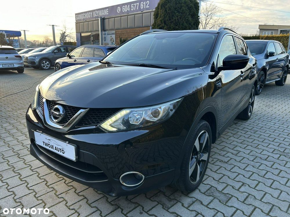 Nissan Qashqai - 2