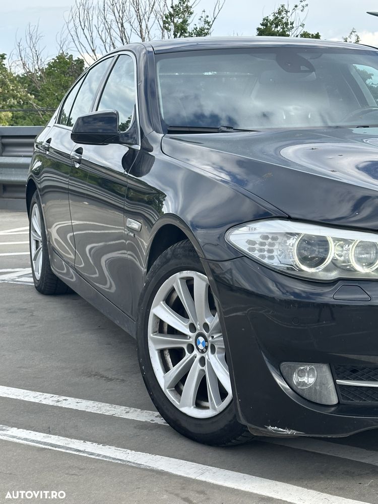 BMW Seria 5 525d xDrive - 6