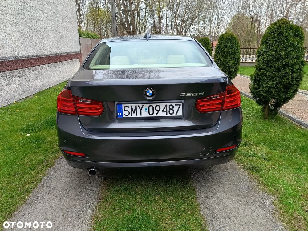BMW Seria 3 320d DPF Edition Exclusive - 3