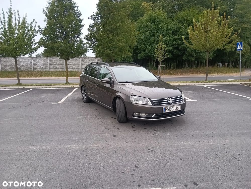 Volkswagen Passat 2.0 TDI Comfortline DSG - 4