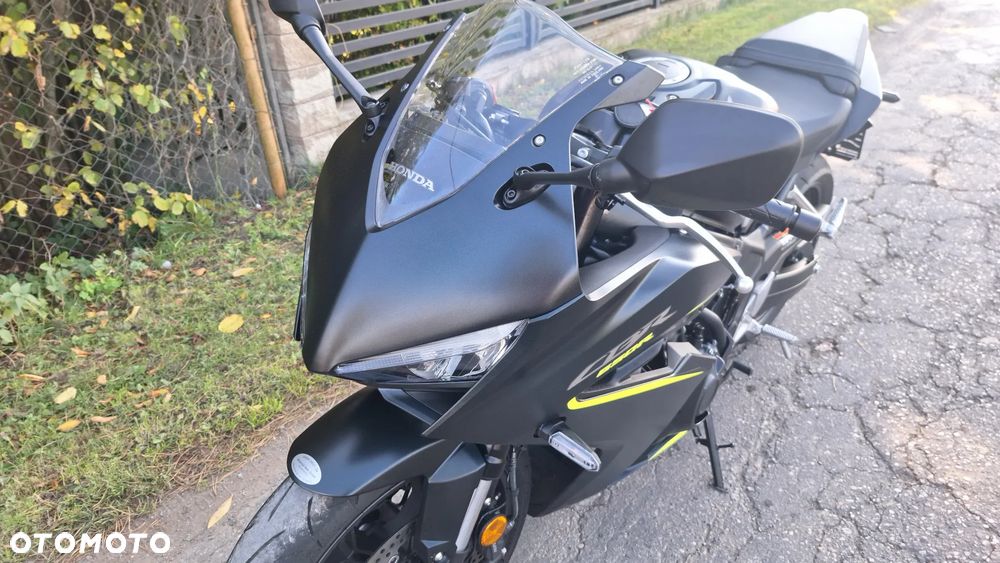 Honda CBR - 36