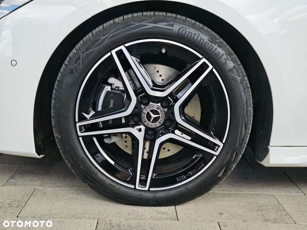 Mercedes-Benz CLA - 8