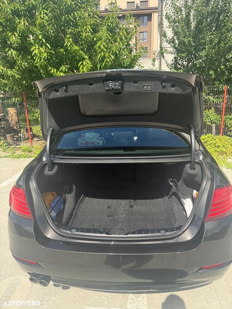 BMW Seria 5 520d Aut. - 7