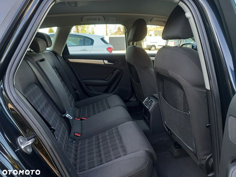 Audi A4 Avant 2.0 TDI DPF S line Sportpaket (plus) - 24