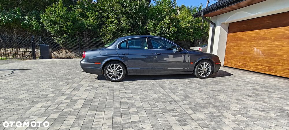 Jaguar S-Type 3.0 V6 Executive - 11