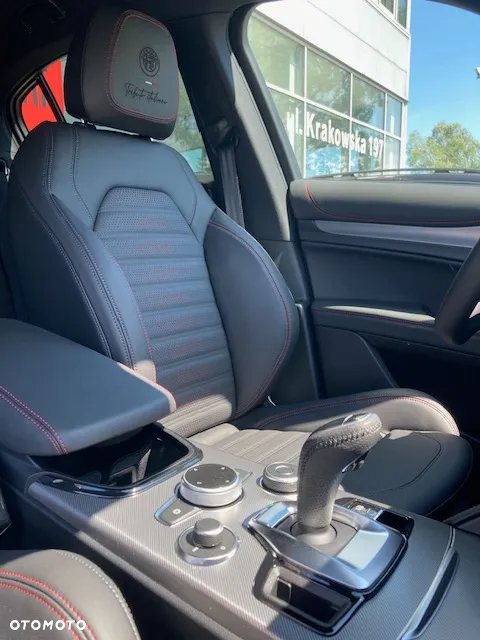 Alfa Romeo Stelvio 2.0 Turbo Tributo Italiano Q4 - 17