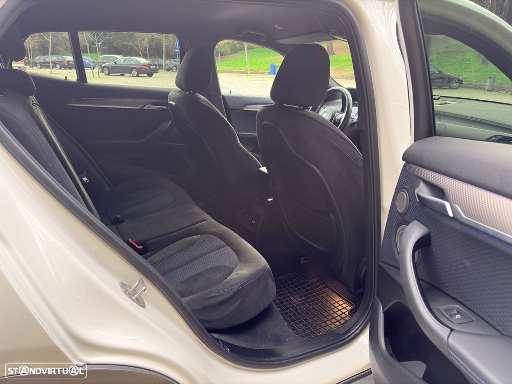 BMW X2 18 i sDrive Auto Pack M - 12