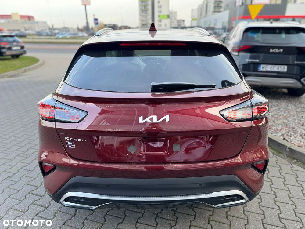 Kia XCeed 1.6 T-GDI Tribute DCT - 4