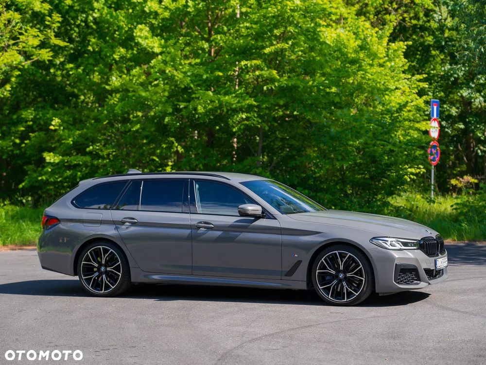 BMW Seria 5 540d xDrive mHEV M Sport sport - 22