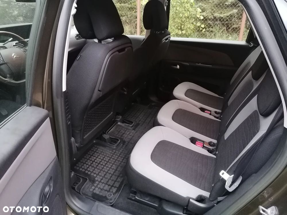 Citroën C4 Picasso - 9