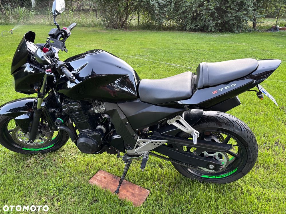 Kawasaki Z - 11