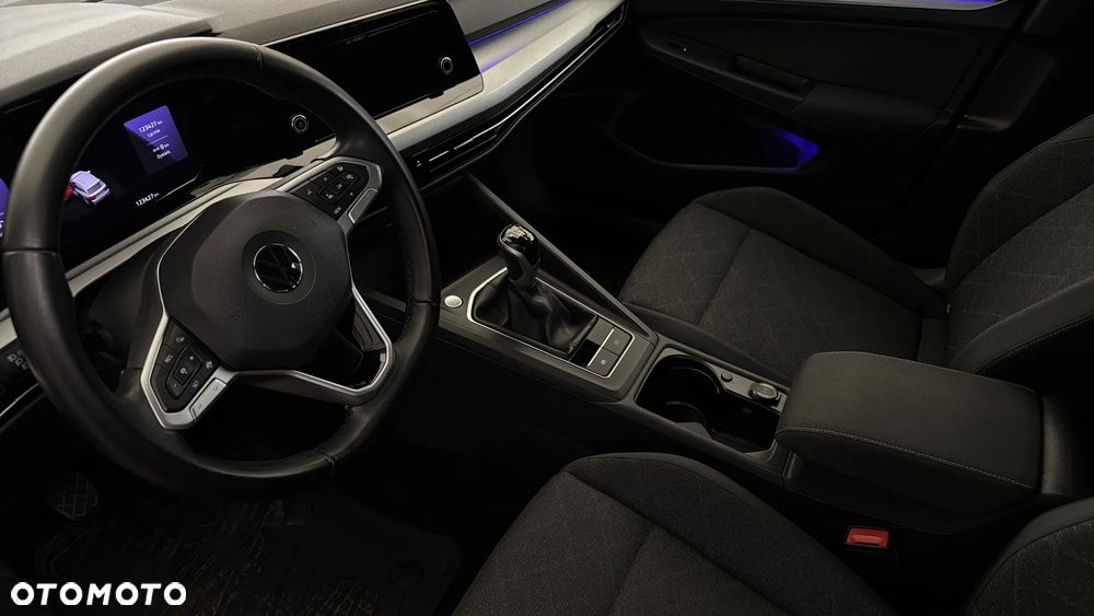 Volkswagen Golf 2.0 TDI Life - 28