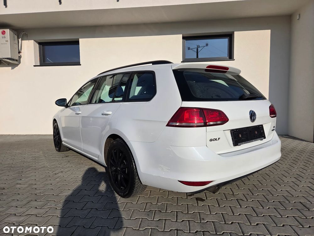 Volkswagen Golf - 4