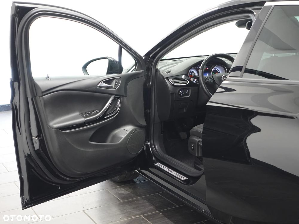 Opel Astra 1.6 BiTurbo D (CDTI) Start/Stop Innovation - 19