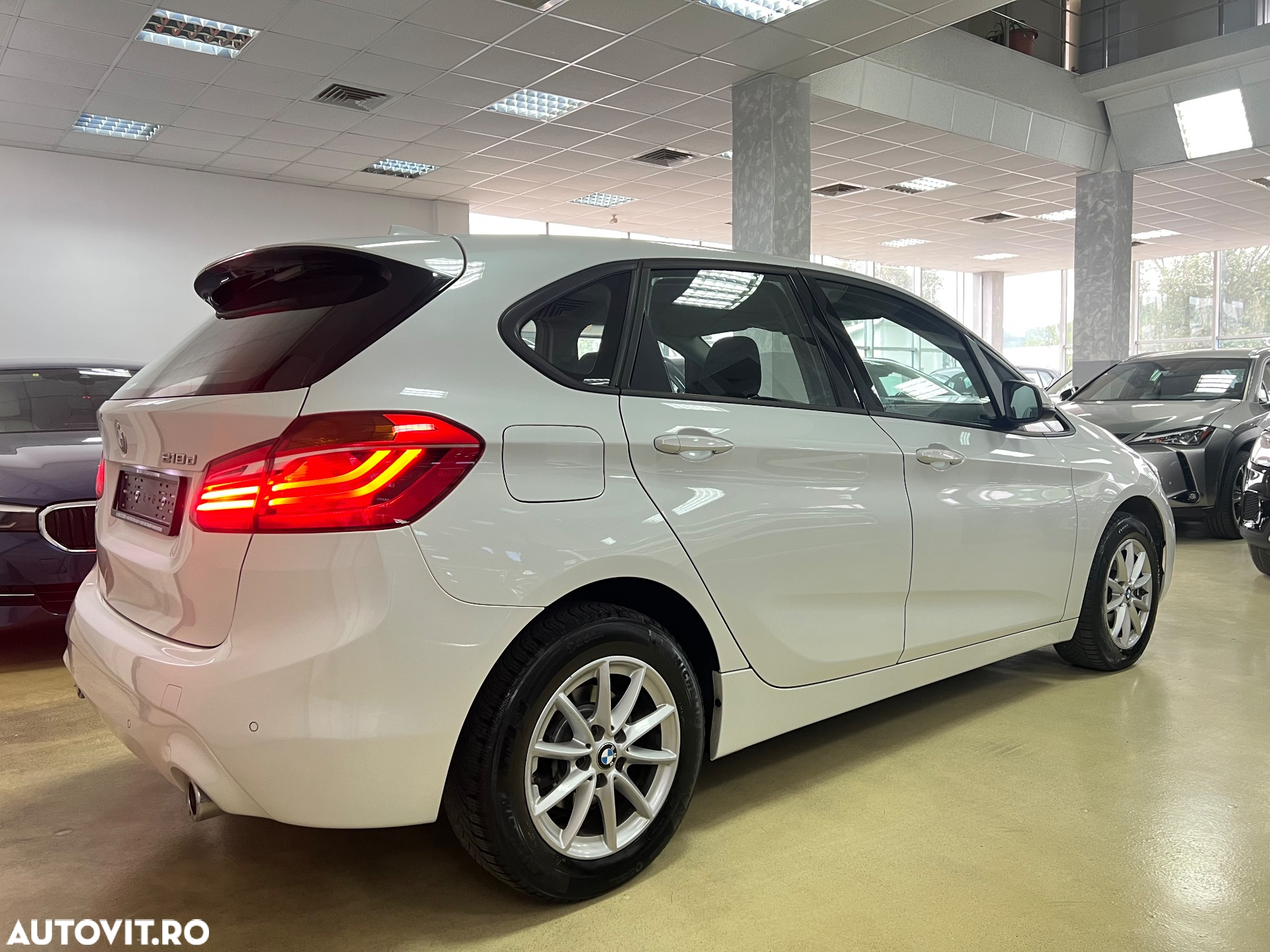 BMW Seria 2 218d Active Tourer Aut. Advantage - 9