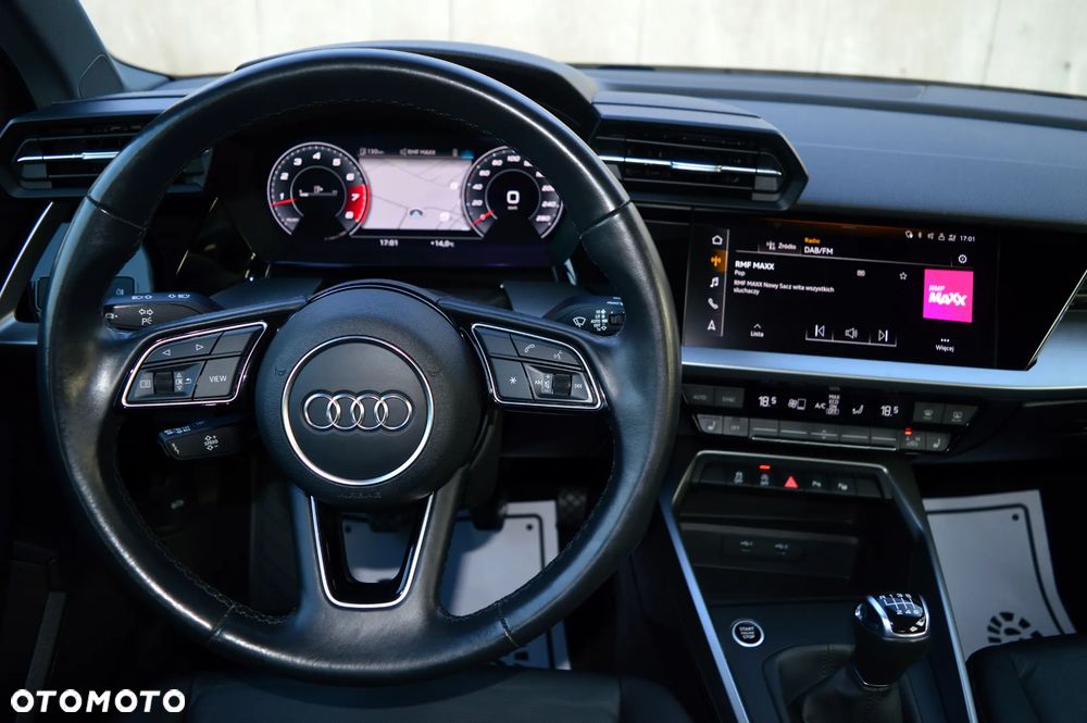 Audi A3 Sportback 35 TFSI S line - 17