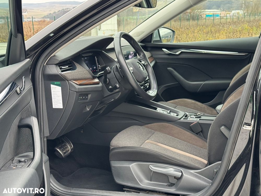 Skoda Octavia Combi 2.0 TDI 4x4 DSG Scout - 13